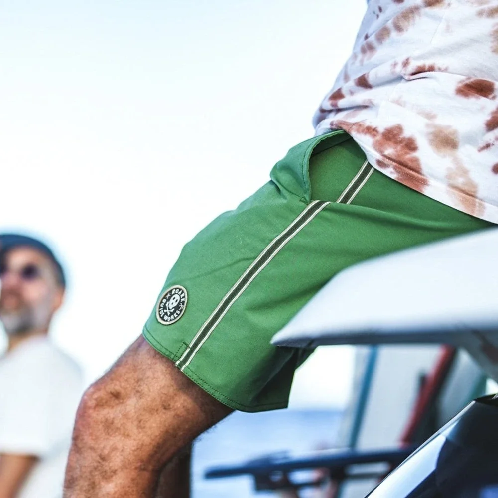 Roark Mens Chiller Mixtape Performance Boardshorts Jungle Green 38W 6.5